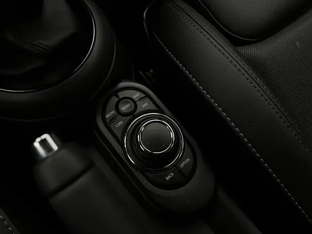 MINI Cooper Mini 1.5 Business Edition 2021 Benzine 21