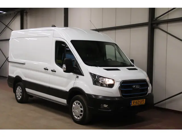 Ford E-Transit 425 L2H2 Trend 68 kWh 2023 Elektrisch 12