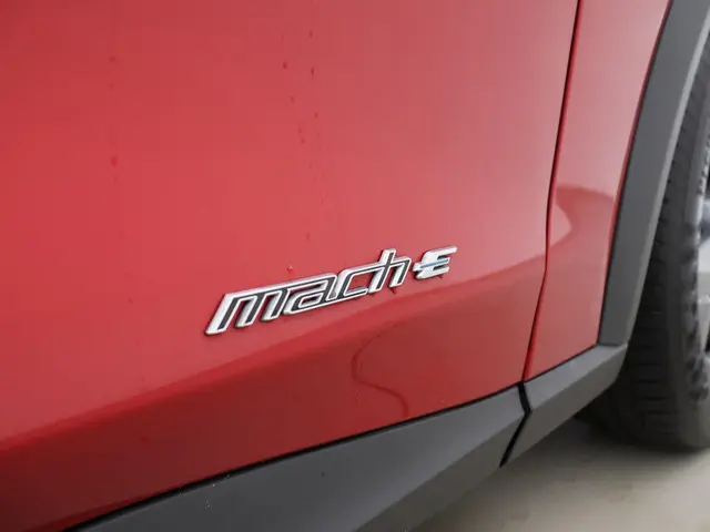 Ford Mustang Mach-E 75kWh LUCID RED 2020 Elektrisch 42