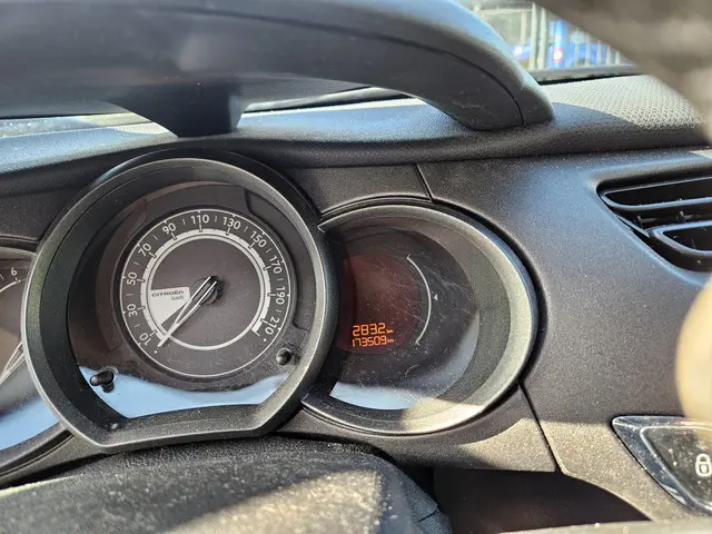 Citroën C3 1.2 PureTech Collection 2015 Benzine 12