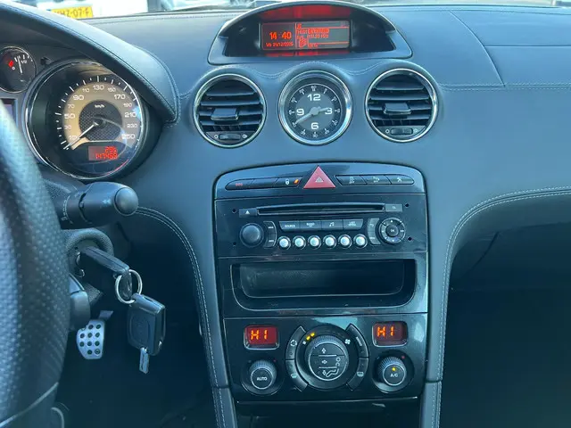 Peugeot RCZ 1.6 THP 2014 Benzine 8