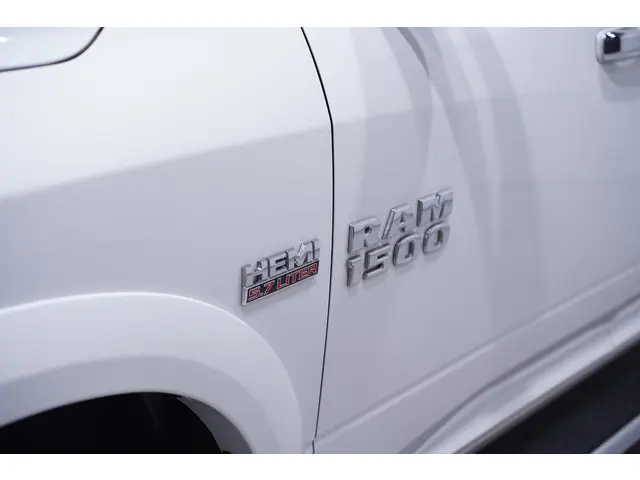 Dodge Ram 1500 5.7 V8 4x4 Crew Cab 5'7 Rebel 2019 Benzine 16