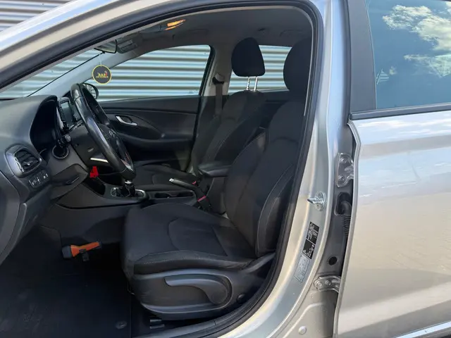 Hyundai i30 Wagon 1.0 T-GDI Comfort 2018 Benzine 8