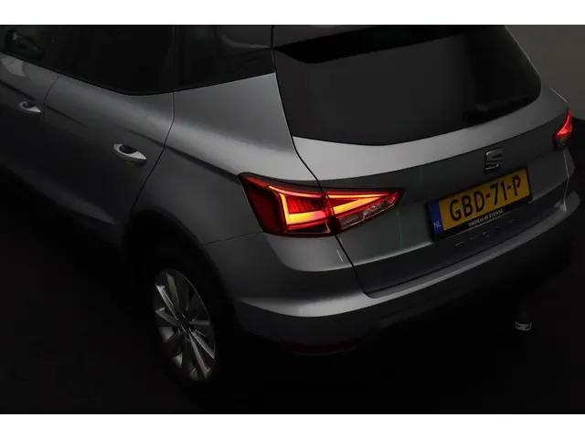 SEAT Arona 1.0 TSI Style 2018 Benzine 17