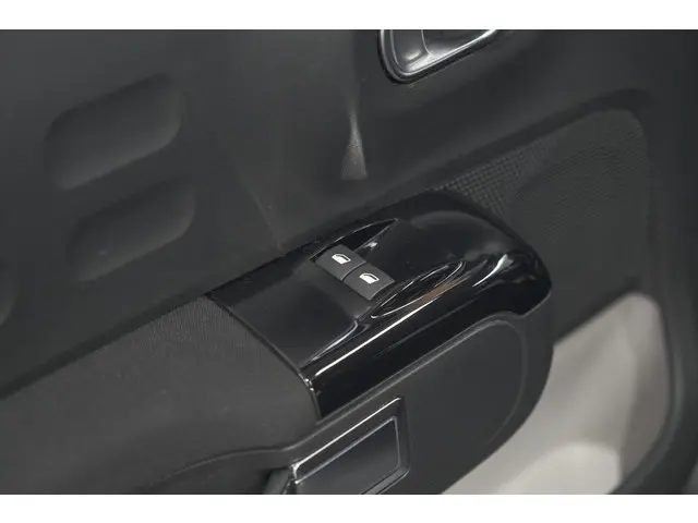 Citroën C3 PureTech 110 Feel 2023 Benzine 23
