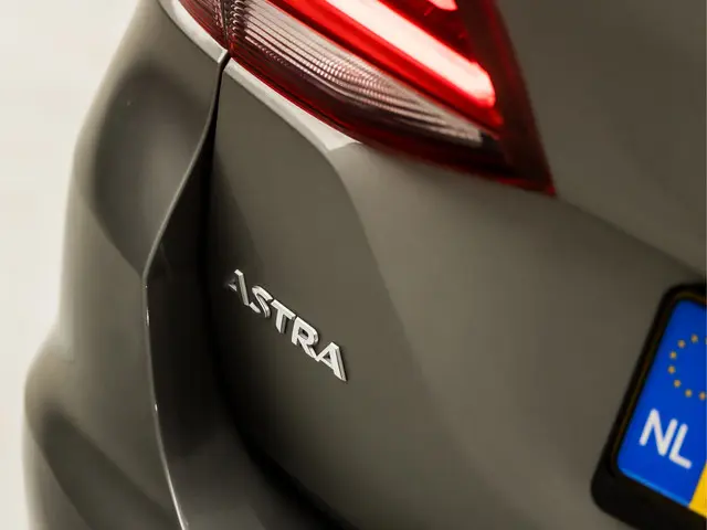 Opel Astra Sports Tourer 1.2 Elegance 2020 Benzine 29