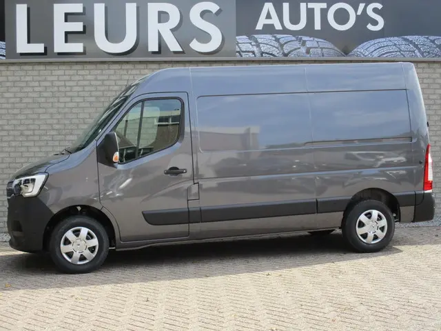 Renault Master T35 L2H2 Navi/Camera/Trekhaak 2022 Diesel