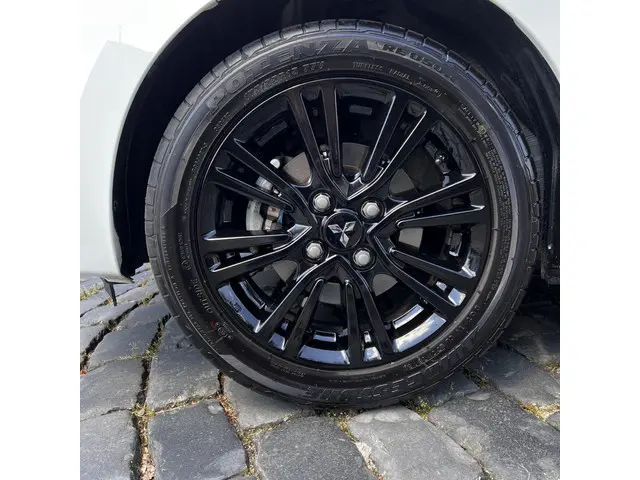 Mitsubishi Space Star 1.2 Connect Pro 2018 Benzine 6