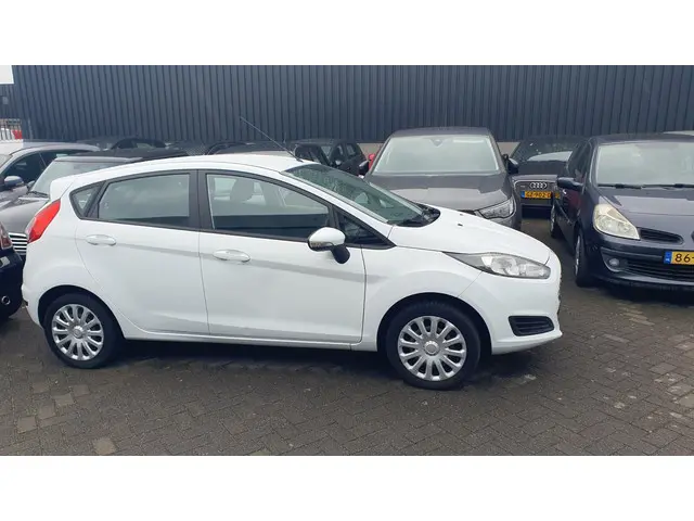 Ford Fiesta 1.0 Style 2015 Benzine 16