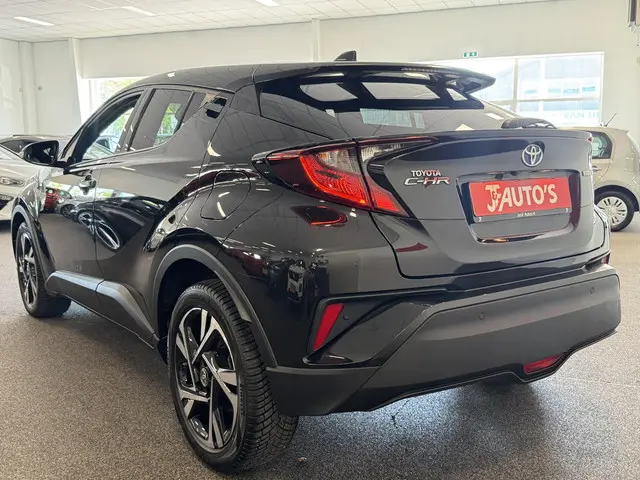 Toyota C-HR 1.8 Hybrid Style 2022 Hybride Benzine