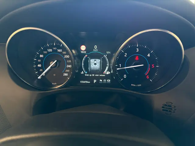 Jaguar F-PACE 2.0 Portfolio AWD 20d - Trekhaak 2017 Diesel 12