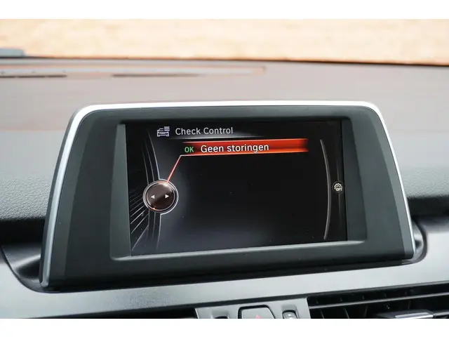 BMW 2 Serie Active Tourer 220i Sport 2015 Benzine 40