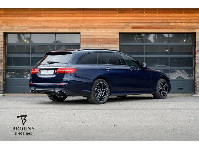 Mercedes-Benz E-Klasse 300 e AMG 2020 Hybride Benzine 3