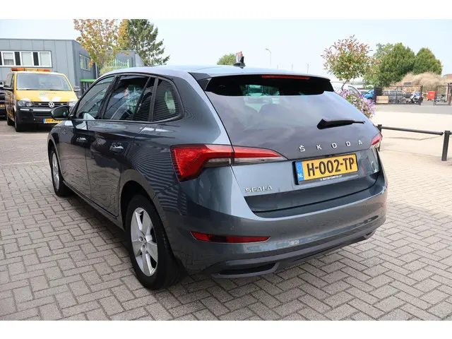 Škoda Scala 1.5 Sport Business 2020 Benzine 3