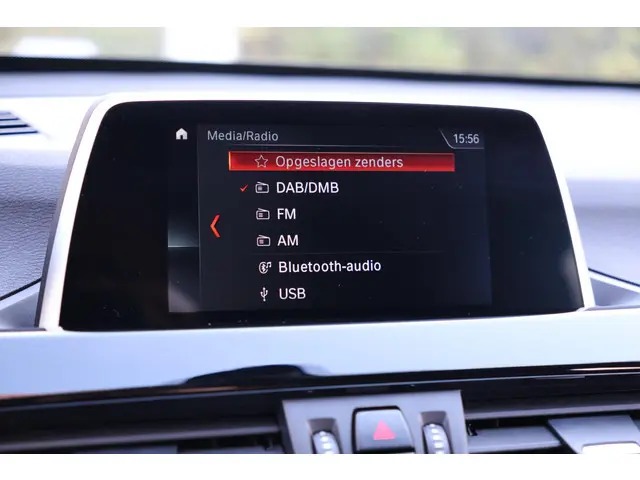 BMW X1 sDrive18i 2019 Benzine 34