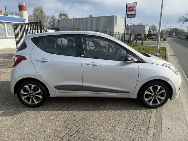 Hyundai i10 1.2i 2015 Benzine 5