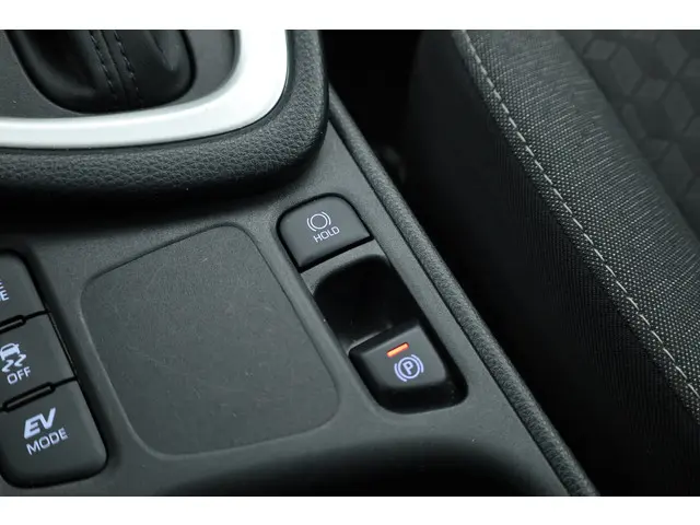 Toyota Yaris 1.5 Hybrid Active 2022 Hybride Benzine 31