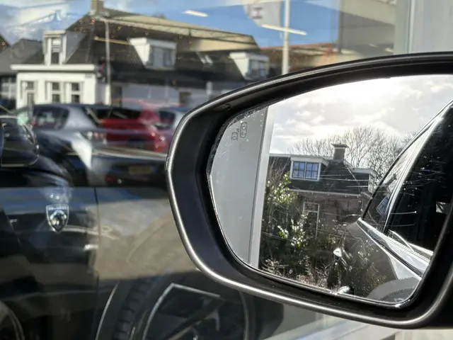 Peugeot 5008 1.2T 130pk Blue Lease GT-Line 2018 Benzine 25