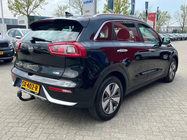Kia Niro 1.6 GDi Hybrid DynamicLine 2018 Hybride Benzine 6
