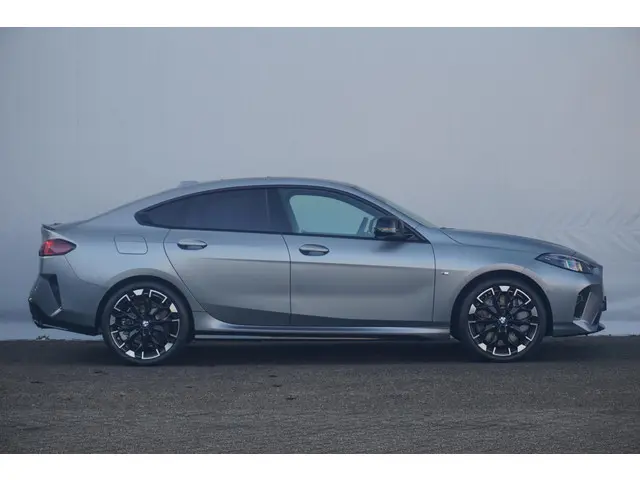 BMW 2 Serie Gran Coupé M235 xDrive 2026 Benzine 8