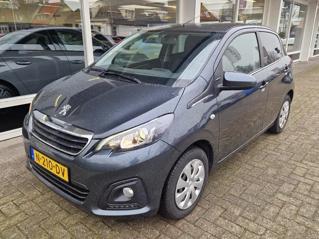 Peugeot 108 1.0 e-VTi Active 2021 Benzine 19