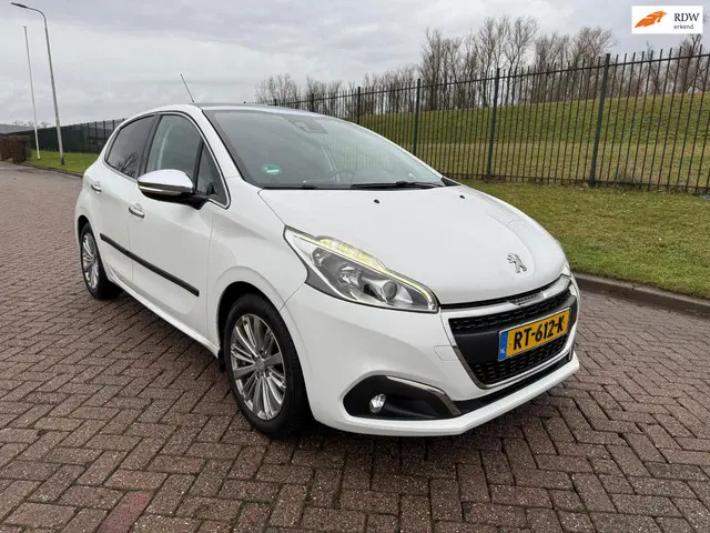 Peugeot 208 1.2 PureTech Access 2017 Benzine