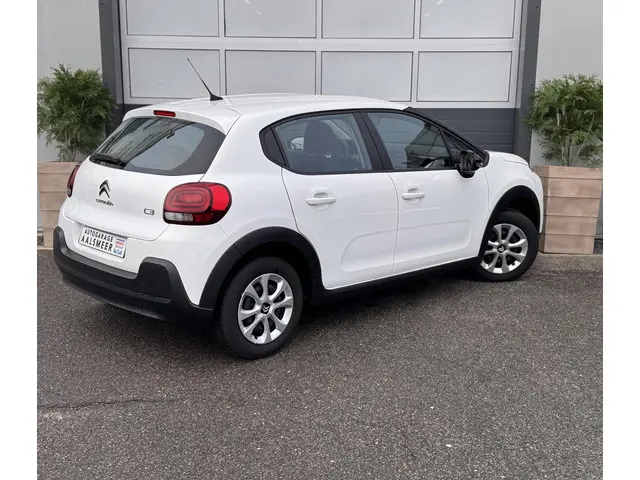 Citroën C3 1.2 PureTech C-Series 2023 Benzine 18