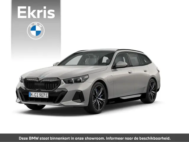 BMW 5 Serie Touring 550e xDrive 2025 Hybride Benzine