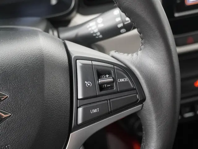 Suzuki Ignis 1.2 Smart Hybrid Stijl 2020 Benzine 13