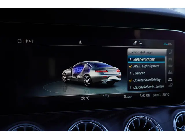 Mercedes-Benz E-Klasse Coupé 200 Premium 2018 Benzine 34