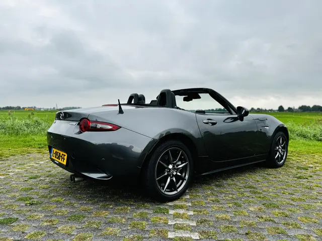 Mazda MX-5 1.5 SkyActiv-G 132 GT-M 2021 Benzine 2