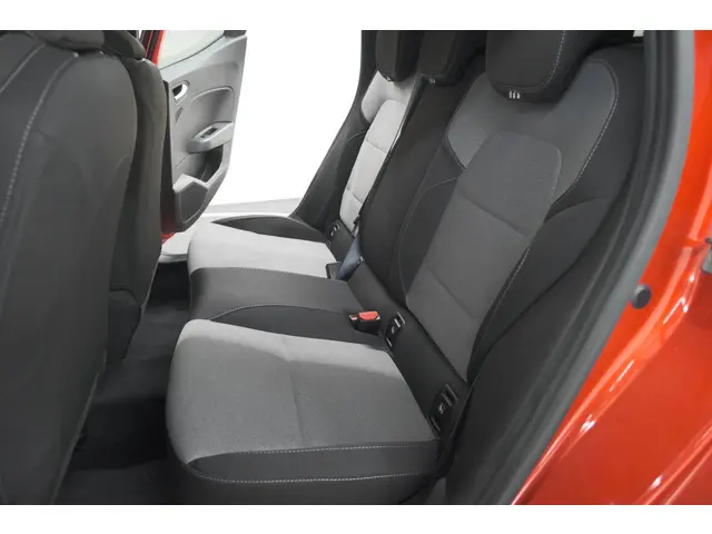 Renault Clio TCe 90 GPF Evolution 2024 Benzine 28