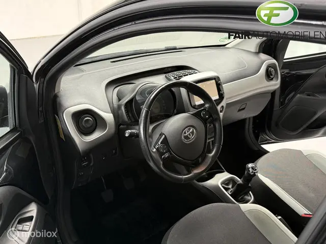 Toyota Aygo 1.0 VVT-i x-wave 2017 Benzine 15