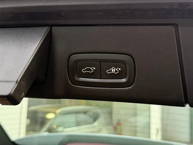 Volvo V90 2.0 T6 AWD Inscription 2016 Benzine 40