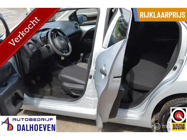 Toyota Aygo 1.0 VVT-i x 2018 Benzine 3
