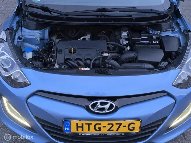 Hyundai i30 1.4✅️Airco✅️Apk✅️ 2013 Benzine 23
