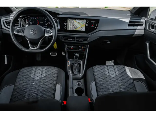 Volkswagen Polo 1.0 TSI R-Line Business 2024 Benzine 9