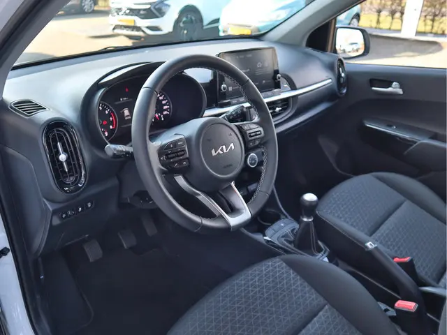 Kia Picanto 1.0 DPi DynamicLine 2024 Benzine 7