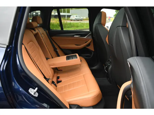 BMW X3 xDrive30e M-Sport 2021 Hybride Benzine 24