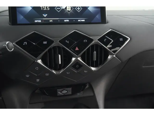 DS DS 3 Crossback PureTech 100 Montmartre 2022 Benzine 42