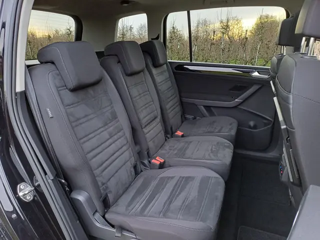 Volkswagen Touran 1.4 TSI Highline 2017 Benzine 41