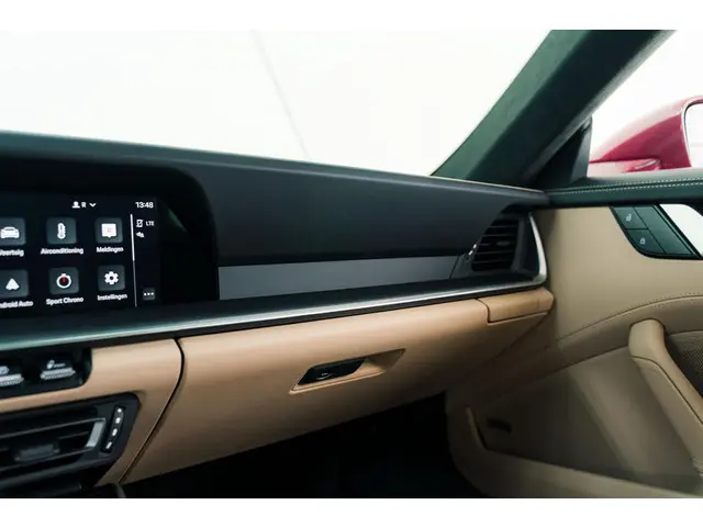 Porsche 911 3.8 Turbo S 2023 Benzine 48