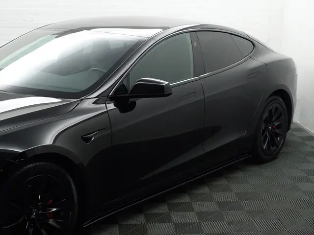 Tesla Model S 75 Performance Aut- 2017 Elektrisch 25