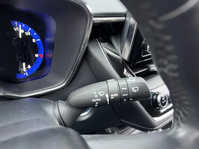 Suzuki Swace 1.8 Hybrid Select 2021 Hybride Benzine 28