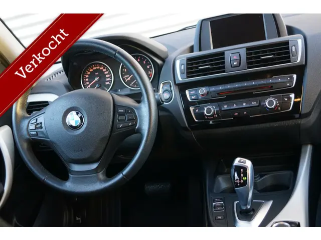BMW 1 Serie 118i 2016 Benzine 10