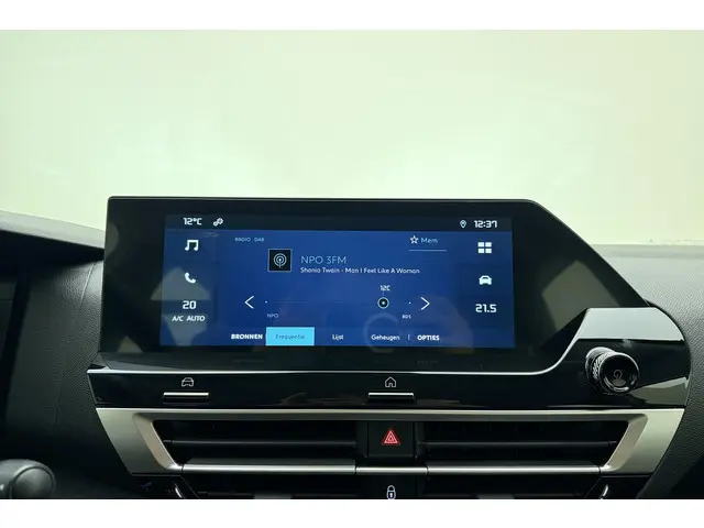 Citroën ë-C4 Feel 50 kWh 2022 Elektrisch 21