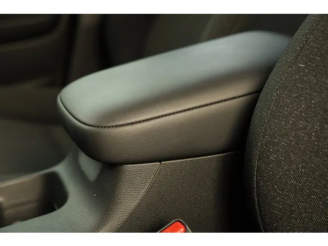 Honda HR-V 1.5i e:HEV ELEGANCE 2022 Hybride Benzine 22