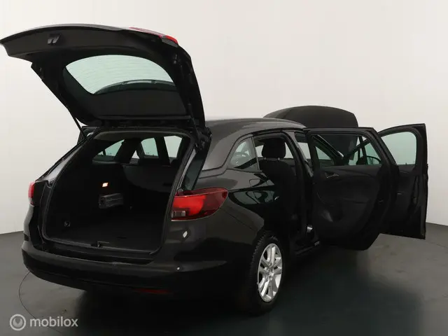 Opel Astra Sports Tourer 1.0 Online Edition 2018 Benzine 21