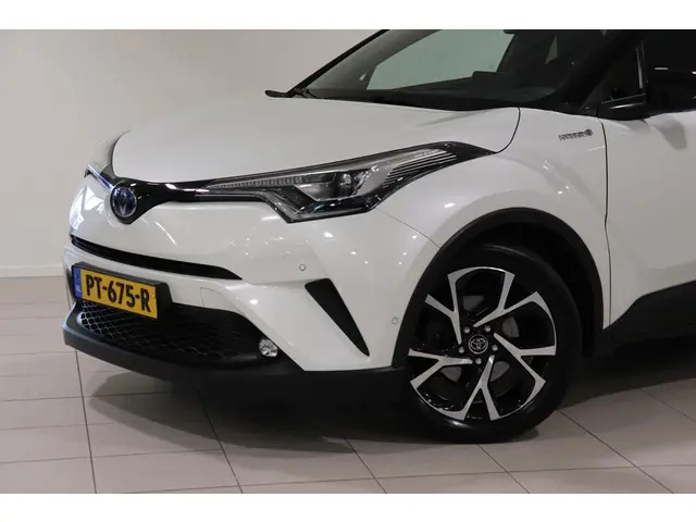 Toyota C-HR 1.8 Hybrid Bi-Tone, 2017 Hybride Benzine 11