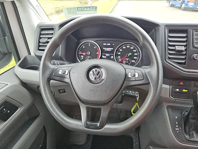 Volkswagen Crafter 2.0 2020 Diesel 11